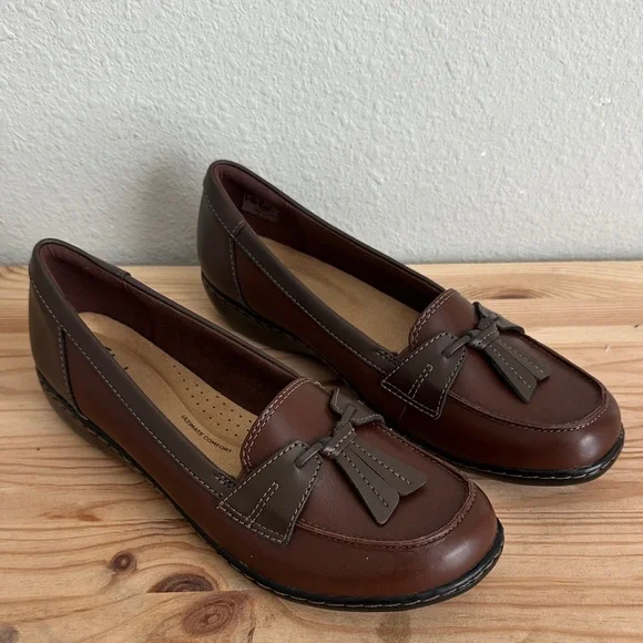 Clarks Womens Ashland Bubble Loafers - Picture 1 of 7